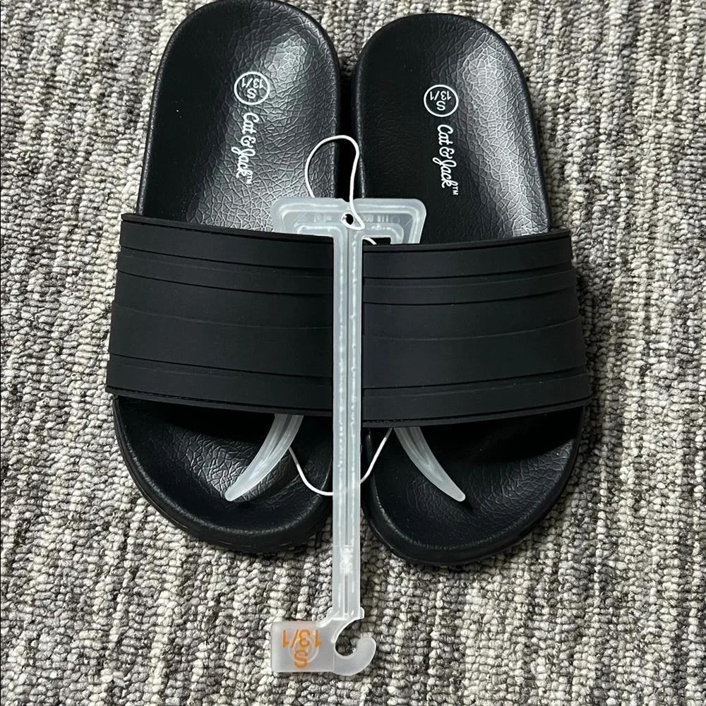 All in Motion Black Kids Slide Sandals Set Size 13